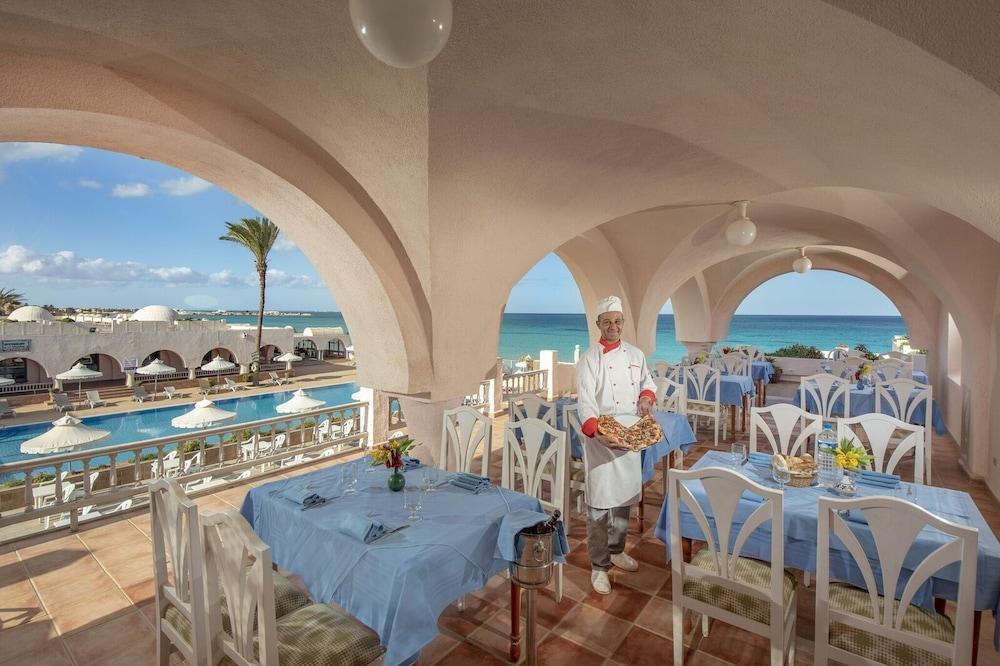 Oasis Marine Hotel Sangho Ngoại thất bức ảnh